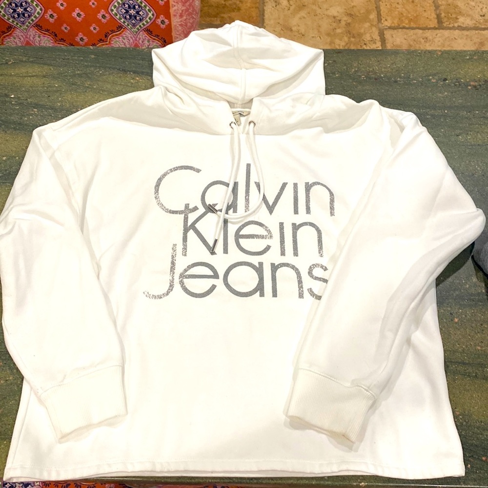 ‼️SOLD‼️Like new! XL Calvin Klein white hoodie!